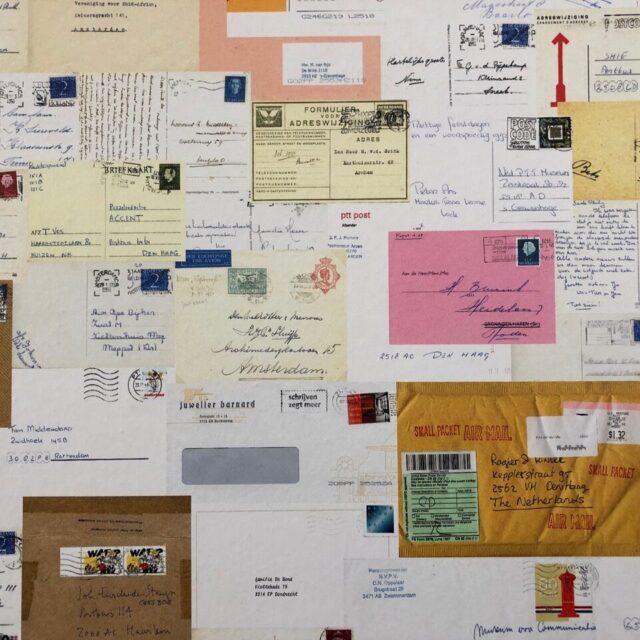 allerlei kaarten uit het Haags Communicatiemuseum