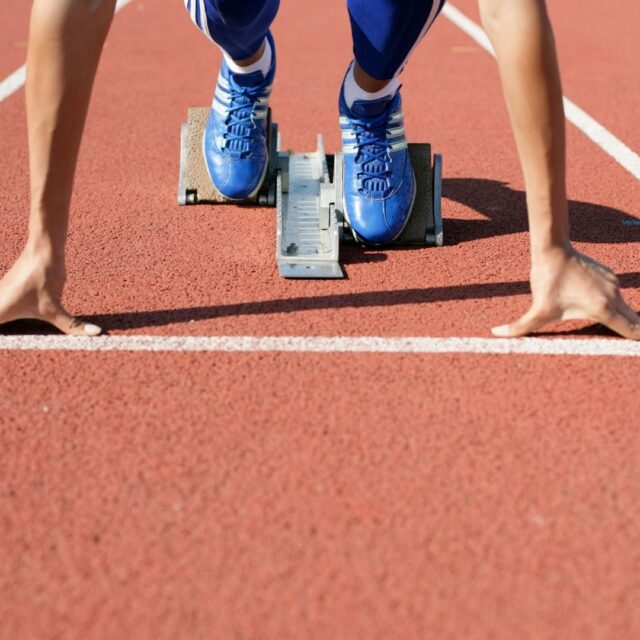 harfloper aan de start van de wedstrijd